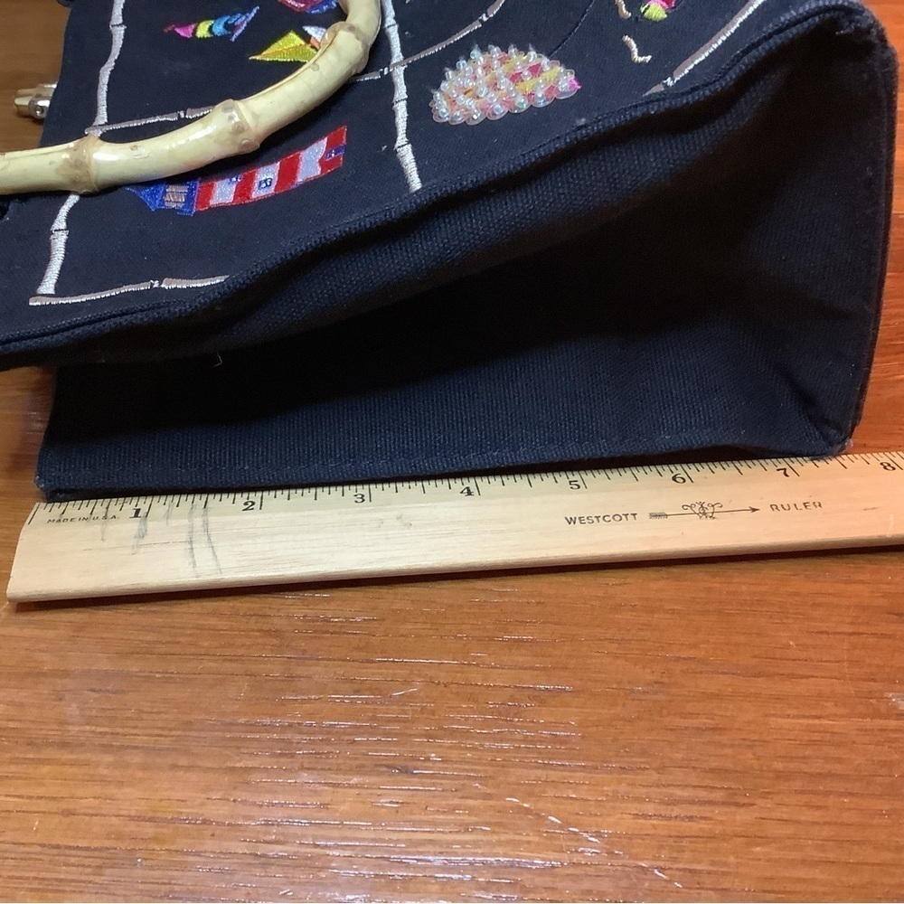 Beach Black Purse Embroidered Bamboo Handle Ocean Vacation Vintage Wood - Picture 3 of 9